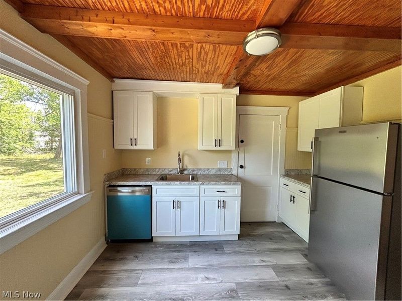 3763 E 151st Street, Cleveland, OH 44128 Photo 9