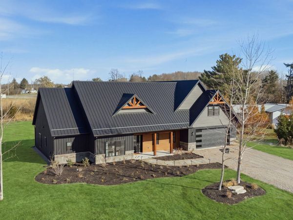 13785 Jane Way, Sawyer, MI 49125