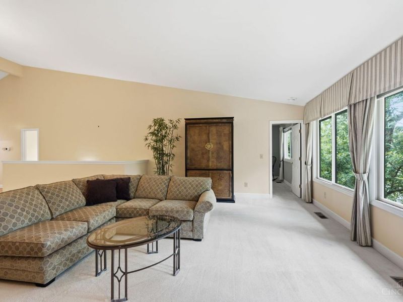 104 Miami Lakes Drive, Unit 4, Milford, OH 45150 Photo 11