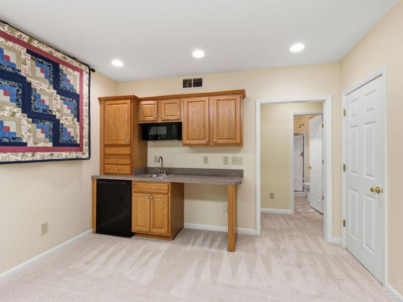 104 Miami Lakes Drive, Unit 4, Milford, OH 45150 Photo 21