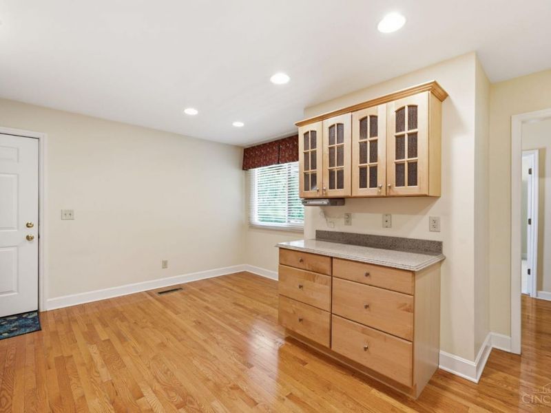 104 Miami Lakes Drive, Unit 4, Milford, OH 45150 Photo 5