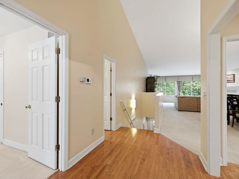 104 Miami Lakes Drive, Unit 4, Milford, OH 45150 Photo 6