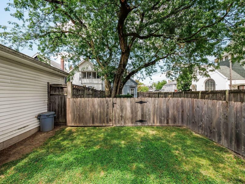 105 E Gates Street, Columbus, OH 43206 Photo 40