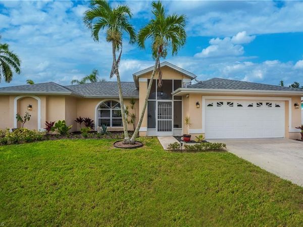 5831 Samoa DR , BOKEELIA, FL 33922