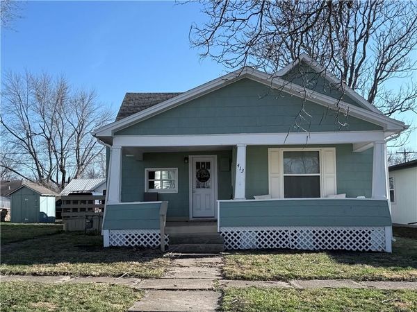413 W 1st Street, Cameron, MO 64429