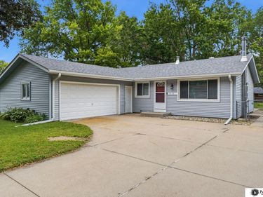 5230 S 50th Street, Lincoln, NE 68516