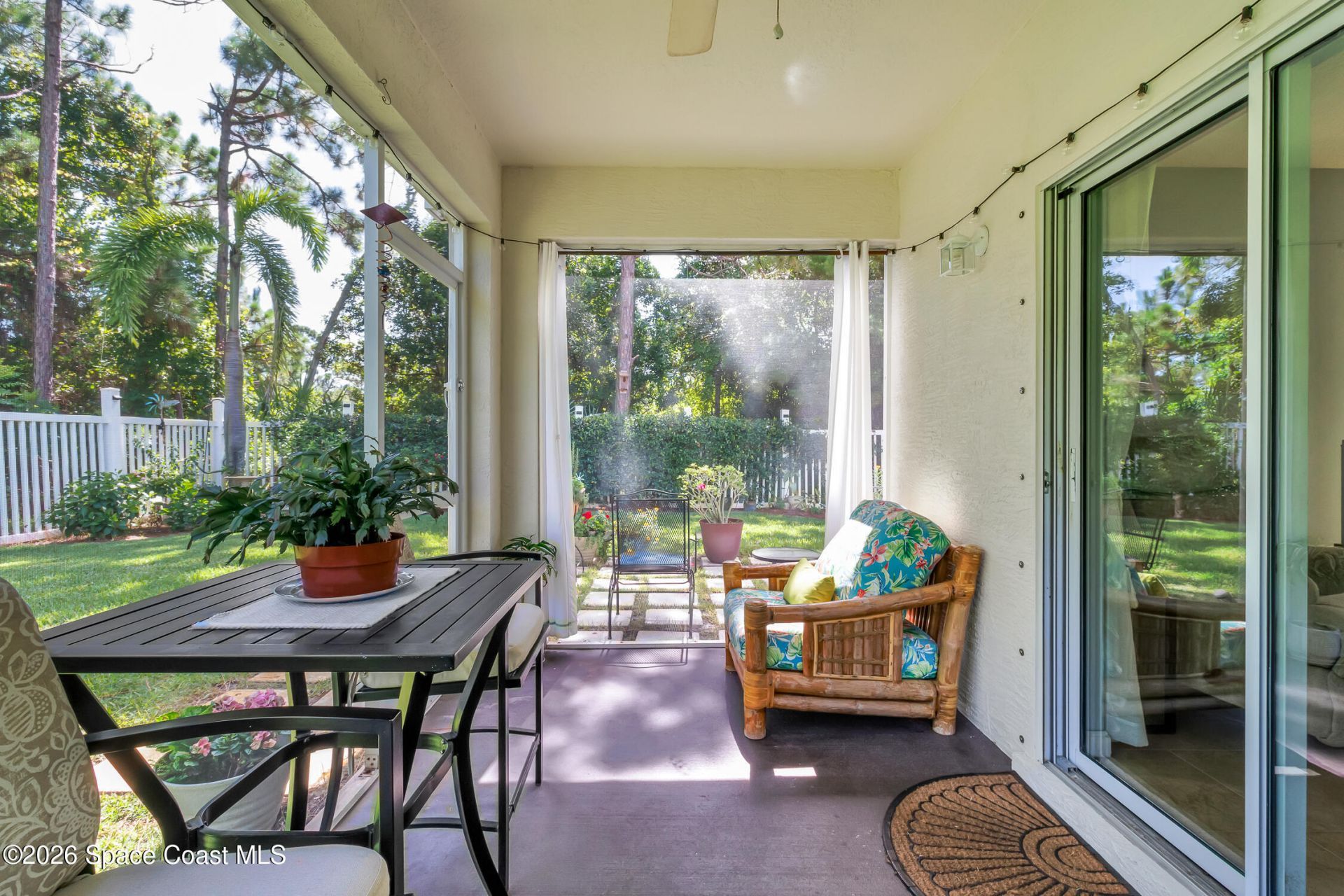 250 Briarcliff Circle , Sebastian, FL 32958 Photo