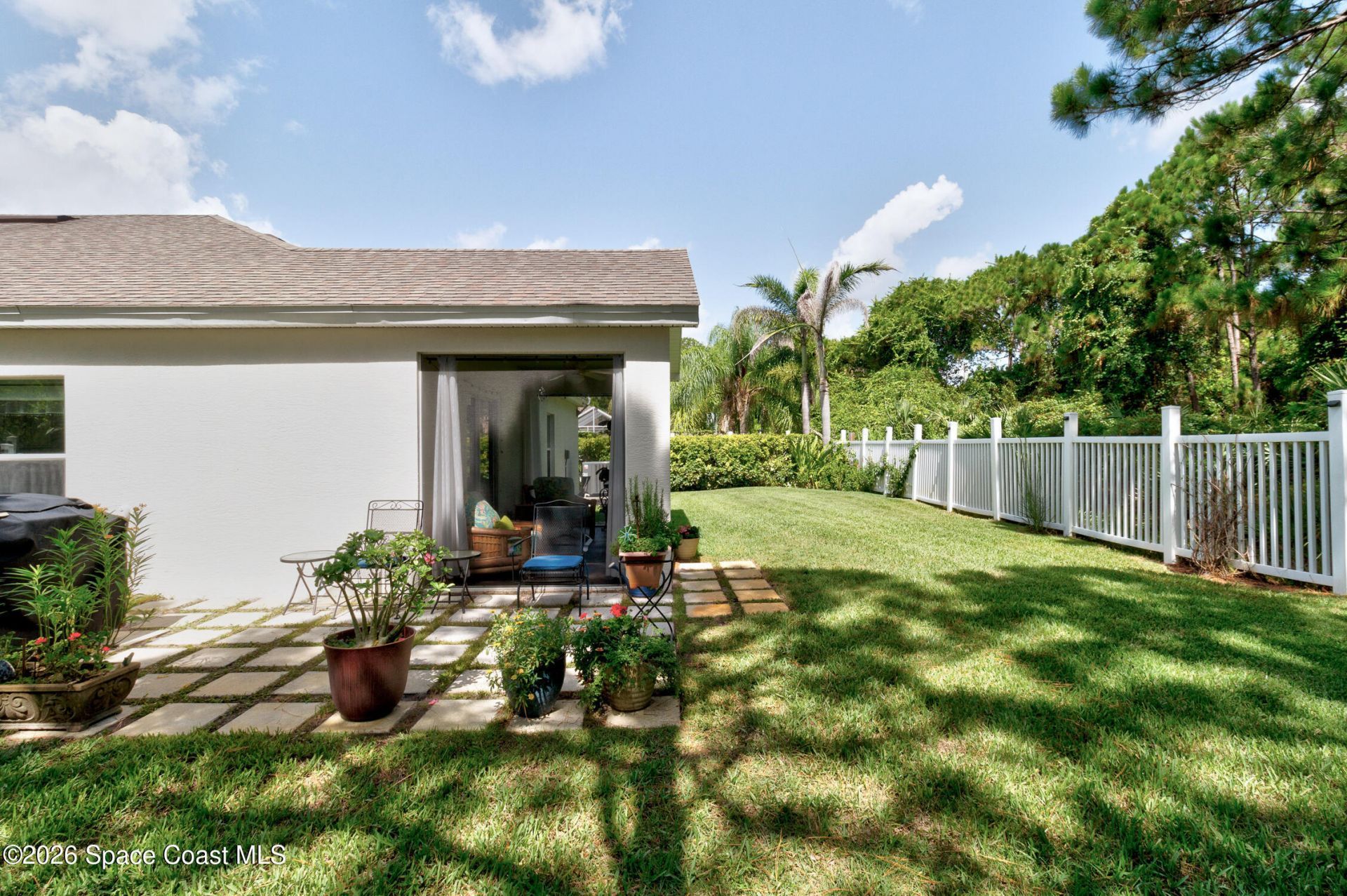 250 Briarcliff Circle , Sebastian, FL 32958 Photo