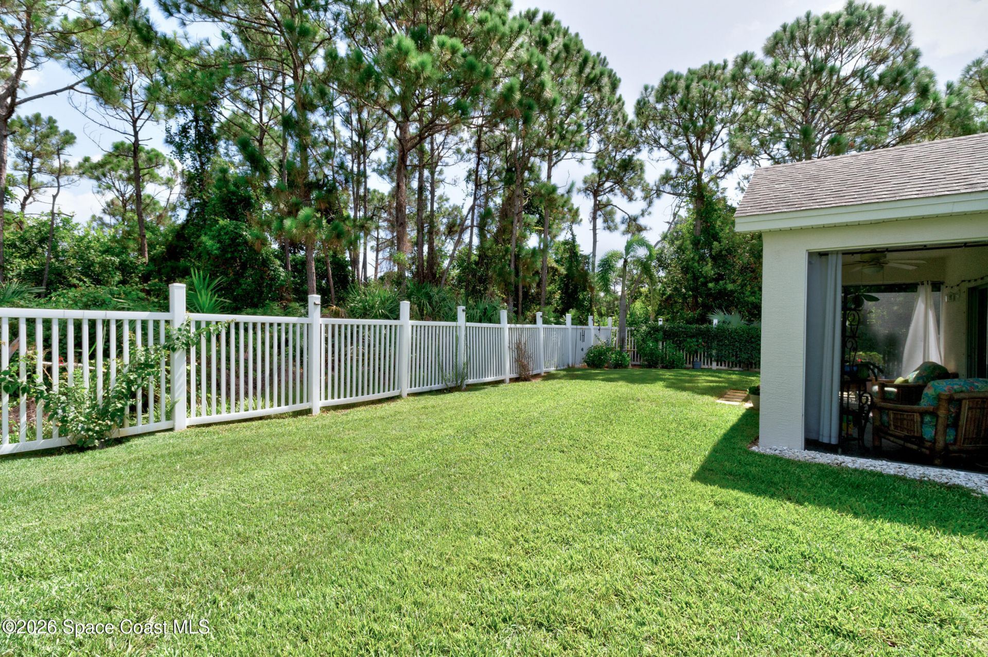 250 Briarcliff Circle , Sebastian, FL 32958 Photo