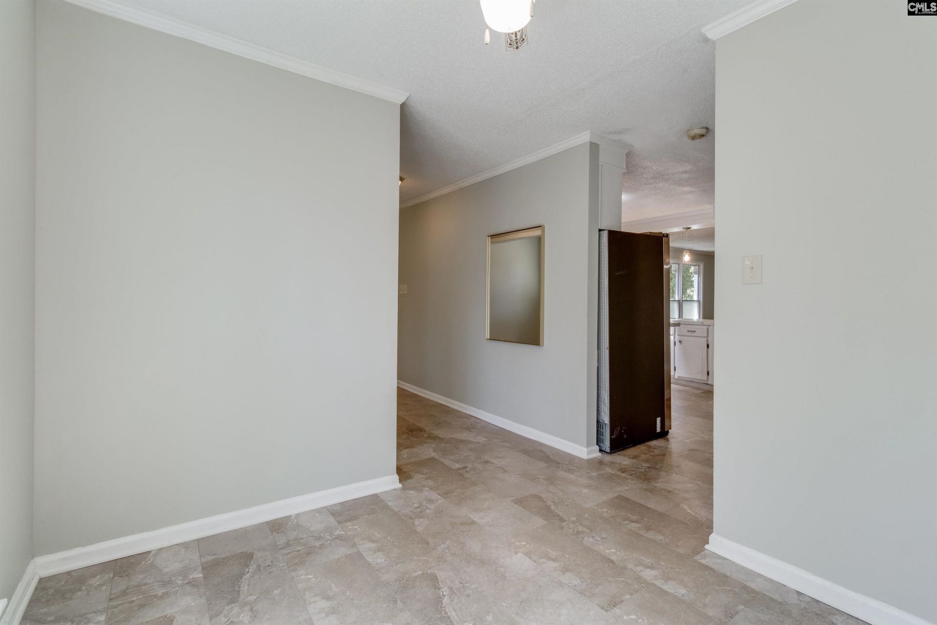 7905 Castleton Lane  Photo 22