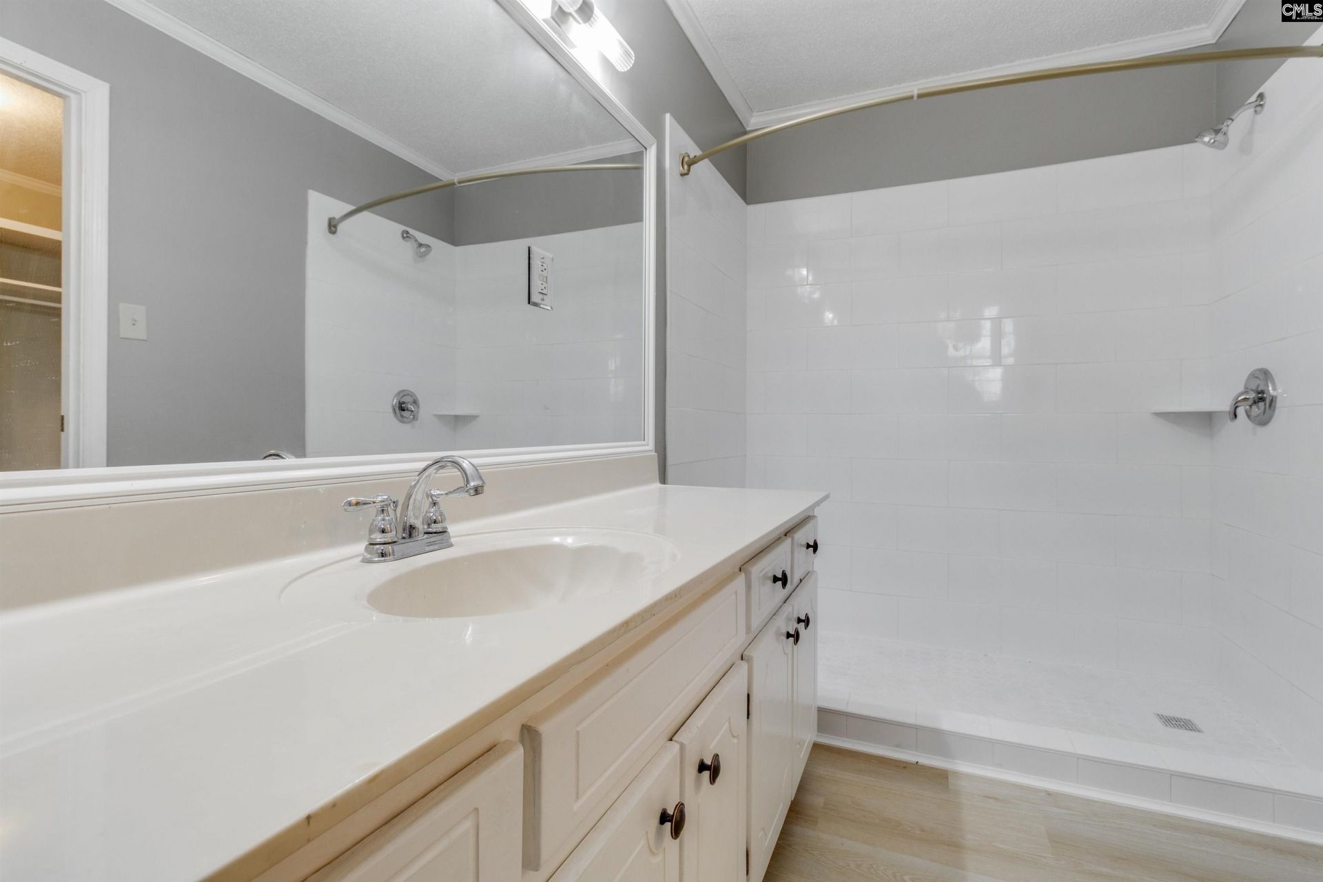 7905 Castleton Lane  Photo 27