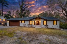 7905 Castleton Lane  photo 4