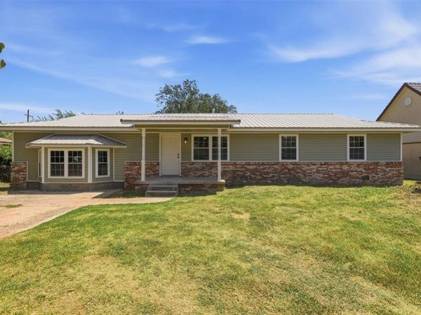 3244 Cox Street, Choctaw, OK 73020