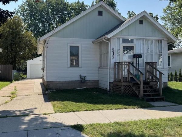 517 S Baird STREET, Green Bay, WI 54301