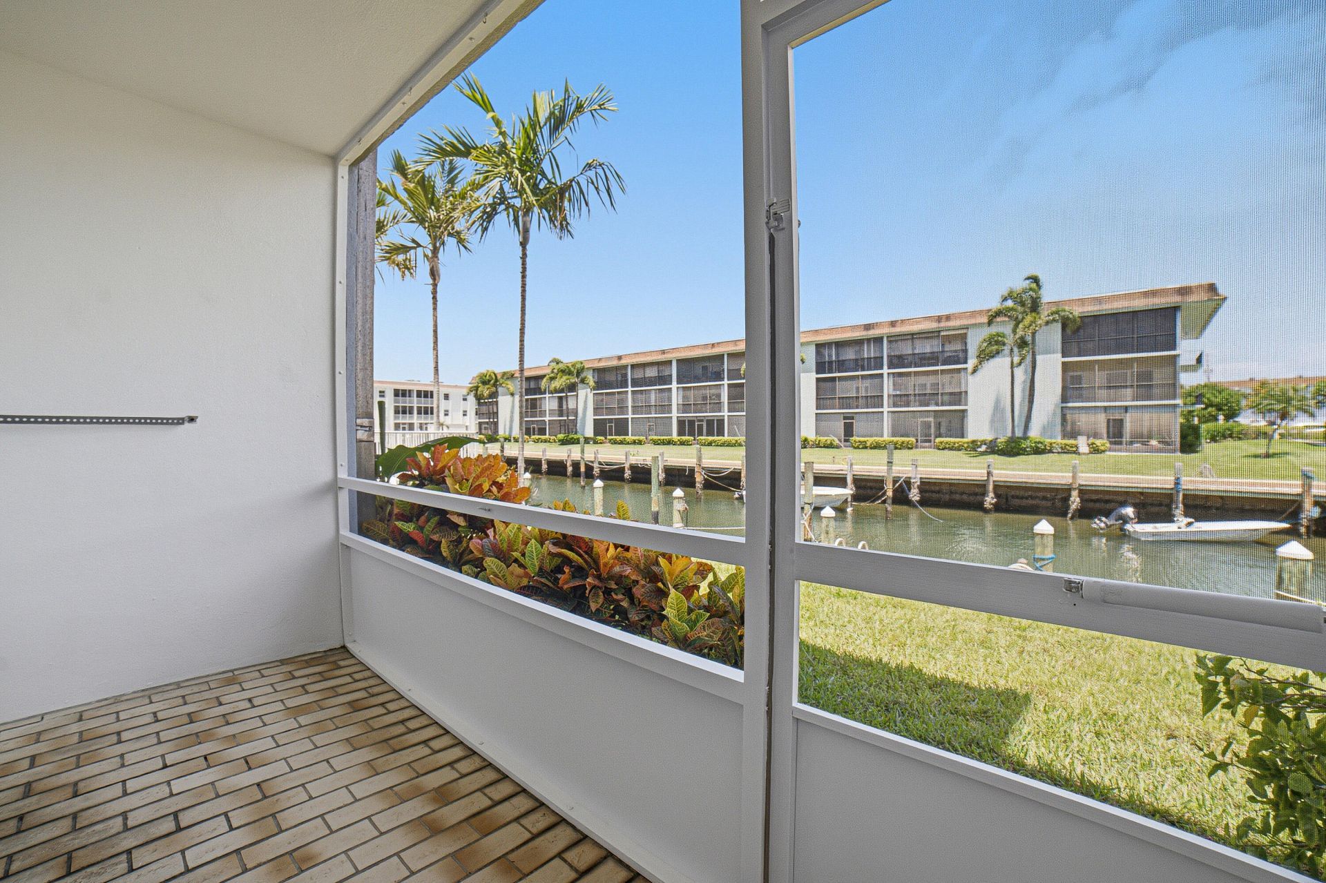 111 Doolen Court, Unit 110, North Palm Beach, FL 33408 Photo