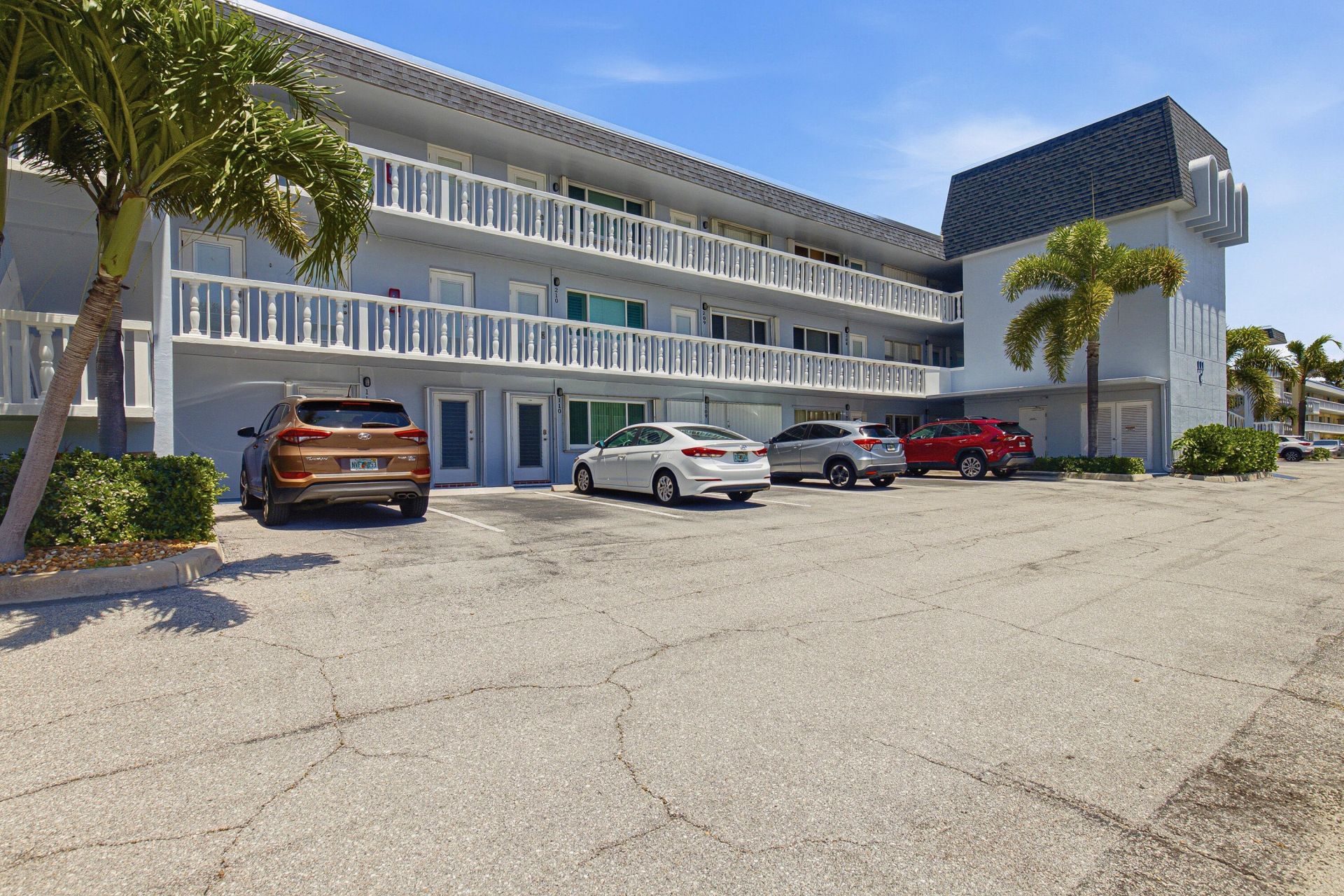 111 Doolen Court, Unit 110, North Palm Beach, FL 33408 Photo