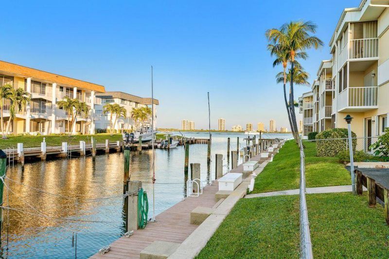 111 Doolen Court, Unit 110, North Palm Beach, FL 33408 Photo