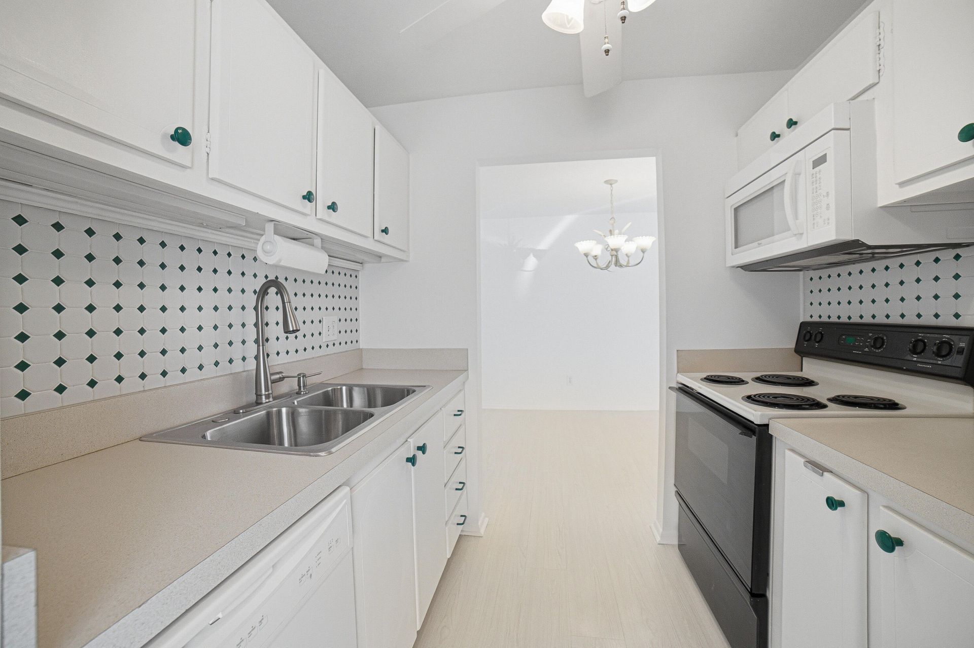 111 Doolen Court, Unit 110, North Palm Beach, FL 33408 Photo