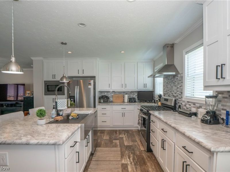 3052 Cross Creek Circle SW, Massillon, OH 44647 Photo 10