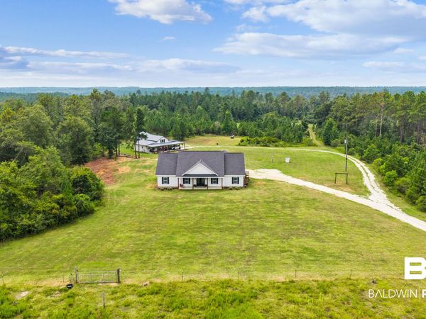 3697 Highway 168, Century, FL 32535