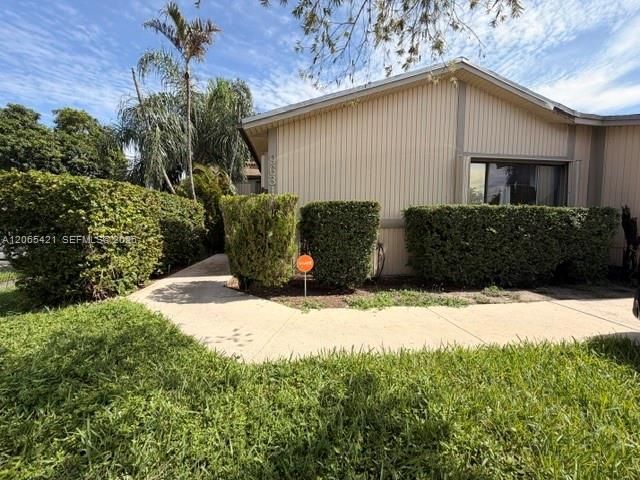 9631 W Elm Ln, Miramar, FL 33025 Photo