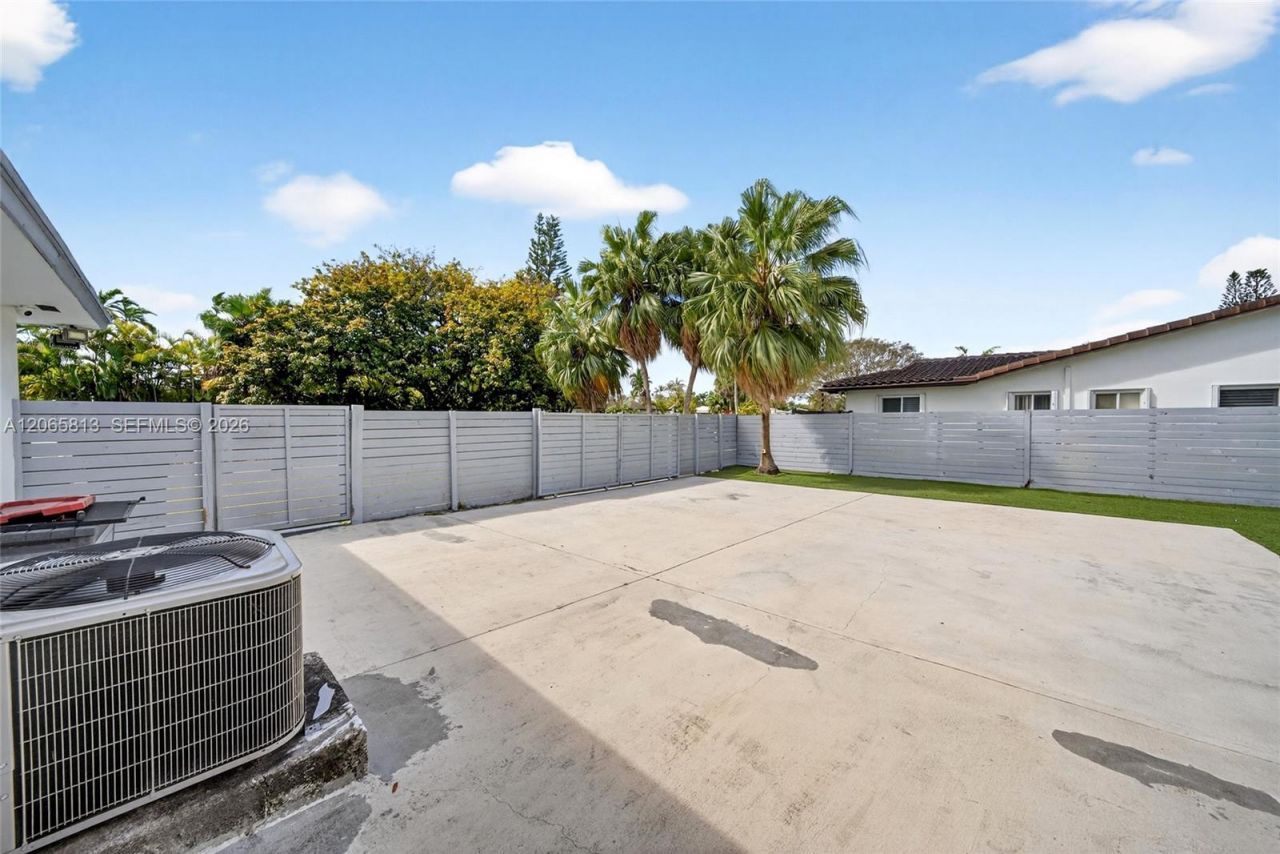 11951 SW 120th Ter , Miami, FL 33186 Photo