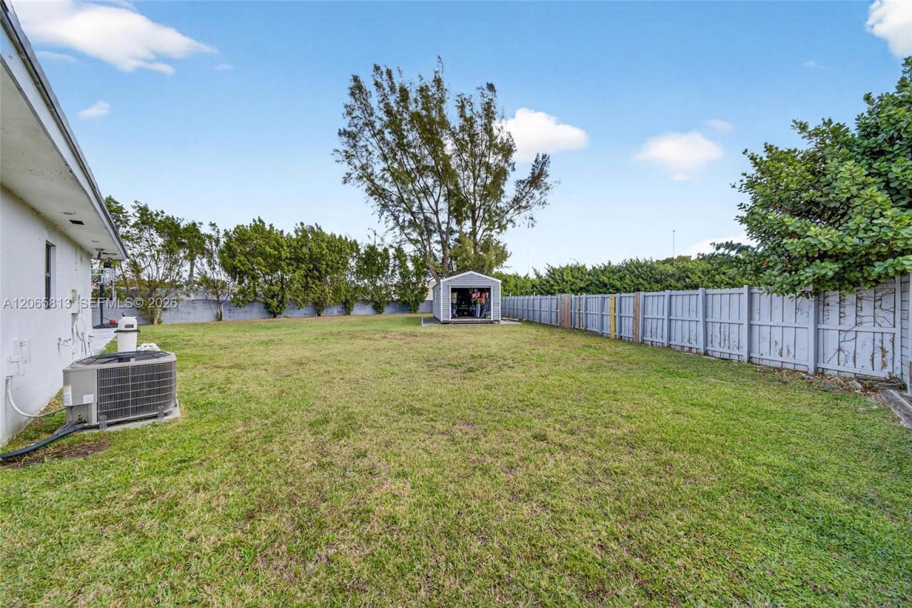 11951 SW 120th Ter , Miami, FL 33186 Photo