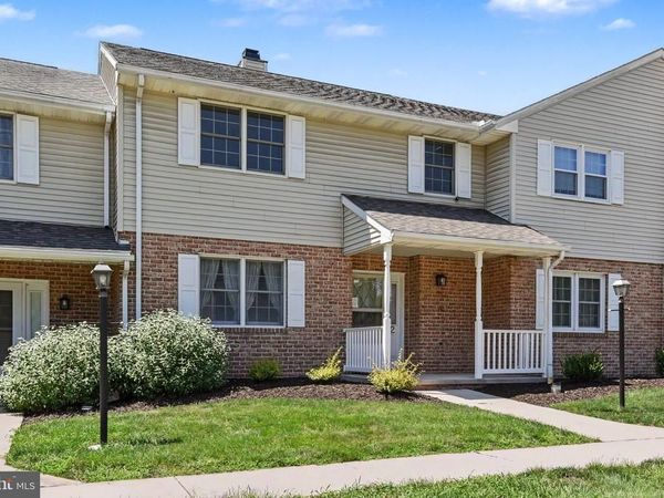 2 GARLAND COURT , CARLISLE, PA 17013