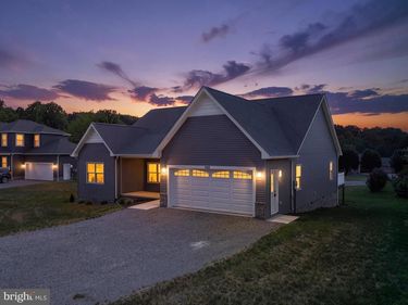 1960 E SAW MILL COURT , MCGAHEYSVILLE, VA 22840