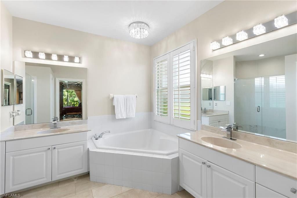 6561 Autumn Woods Blvd, Naples, FL 34109 Photo
