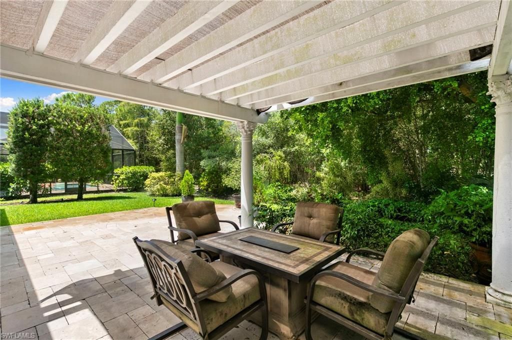 6561 Autumn Woods Blvd, Naples, FL 34109 Photo