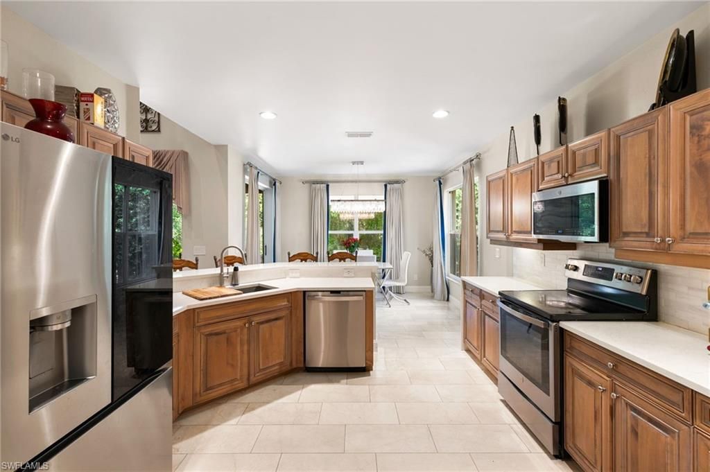 6561 Autumn Woods Blvd, Naples, FL 34109 Photo