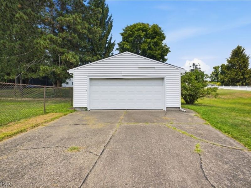 1428 Youll Street, Niles, OH 44446 Photo 21