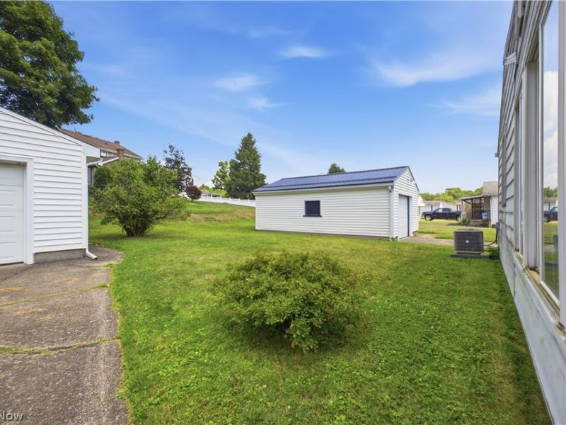 1428 Youll Street, Niles, OH 44446 Photo 22