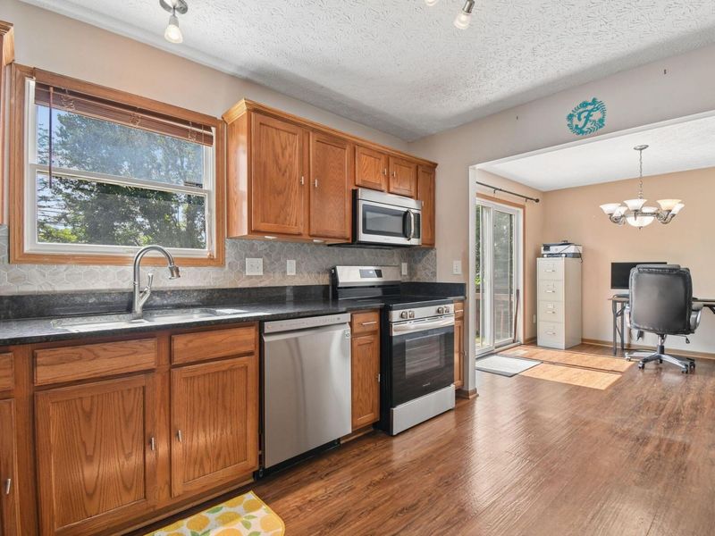 701 Osborn Drive, Pataskala, OH 43062 Photo 11
