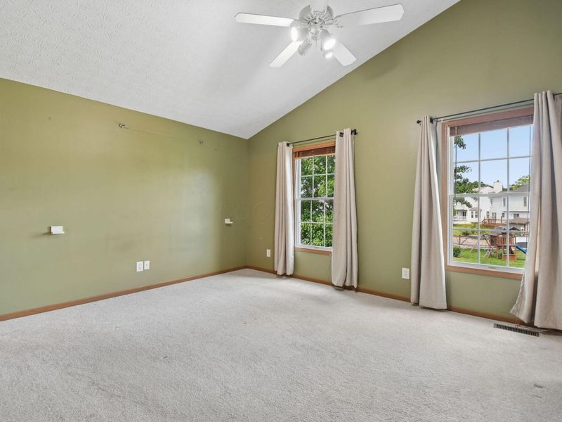 701 Osborn Drive, Pataskala, OH 43062 Photo 14
