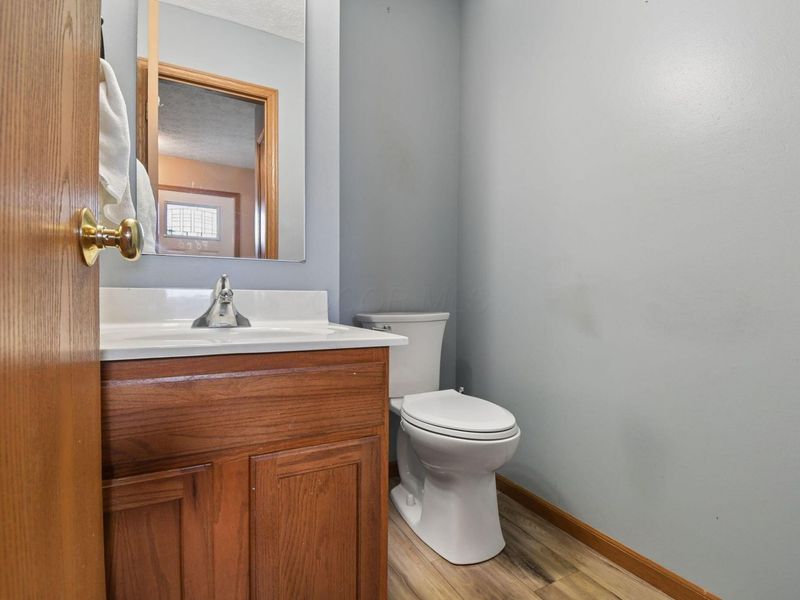 701 Osborn Drive, Pataskala, OH 43062 Photo 5