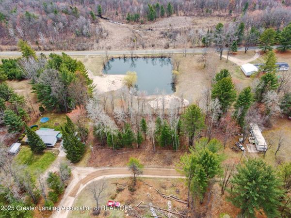 5301 Evarts Drive, Lake, MI 48632