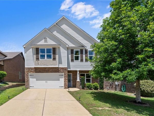 3808 Veranda Court, Northport, AL 35473
