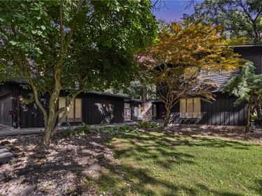 50 Harwood Lane, East Rochester, NY 14445
