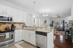 139 Tuscany Court photo 4