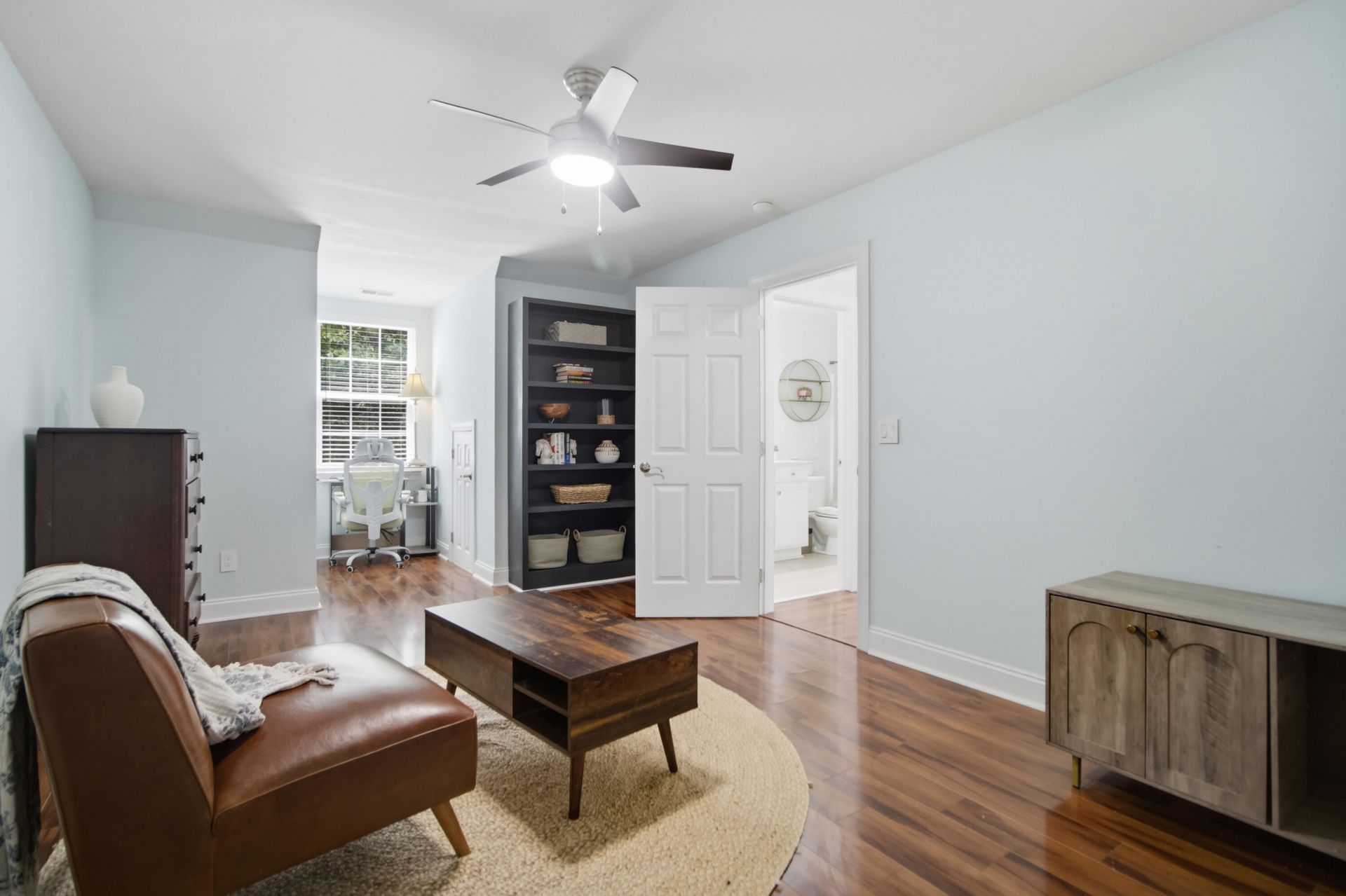139 Tuscany Court Photo 7