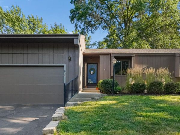 834 Brook Village Court, Holland, MI 49423