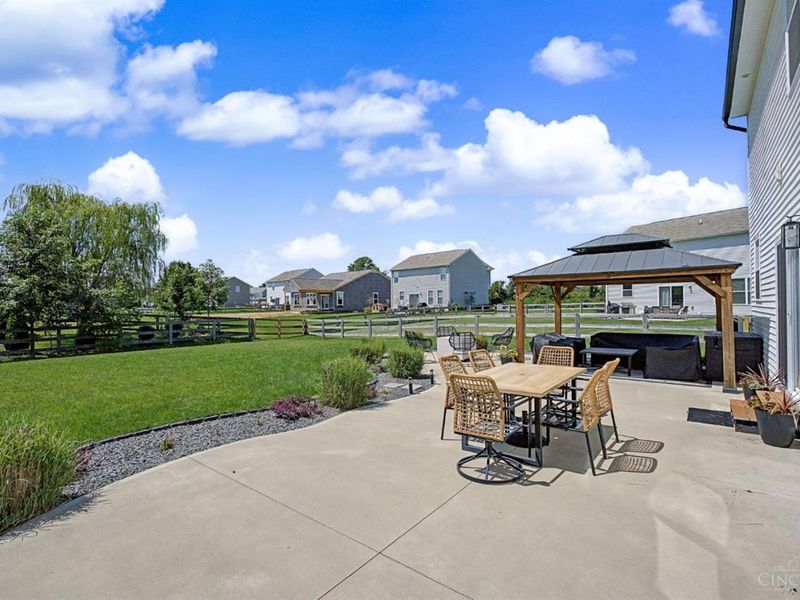 1526 Kilbarron Drive, Maineville, OH 45152 Photo 40