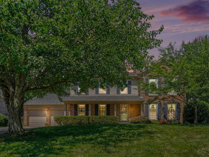 7822 Cloveridge Court, Anderson Twp, OH 45244 Photo 2
