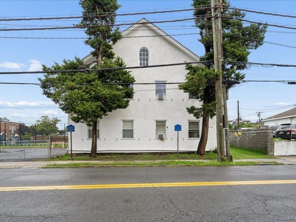 115 N Barry Avenue, Mamaroneck, NY 10543