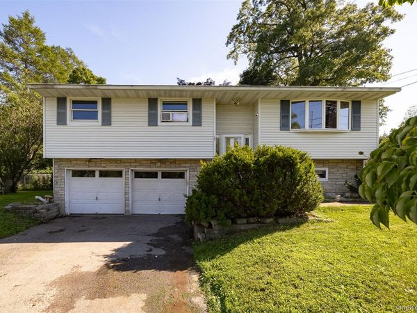 17 Ricky Lane , Poughkeepsie, NY 12601