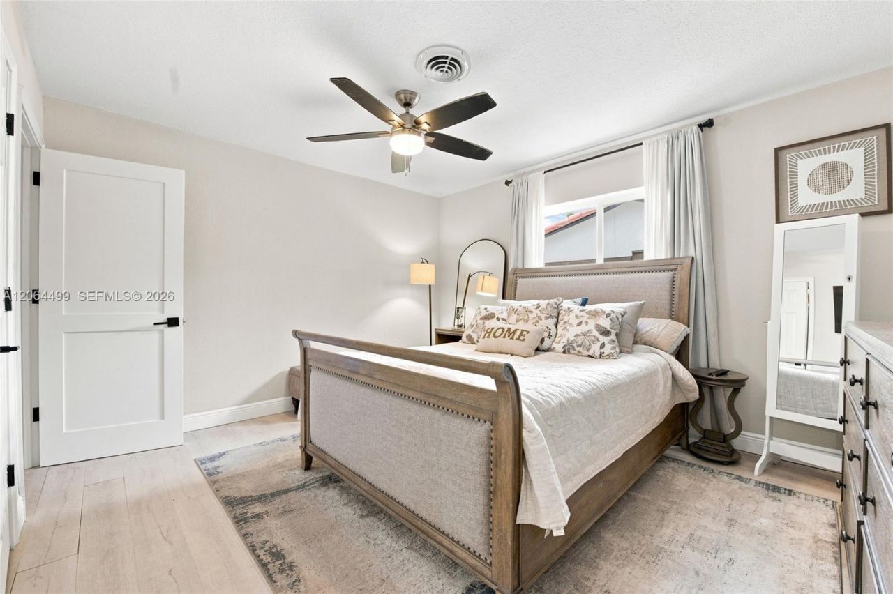 5640 NE 16th Ave, Fort Lauderdale, FL 33334 Photo