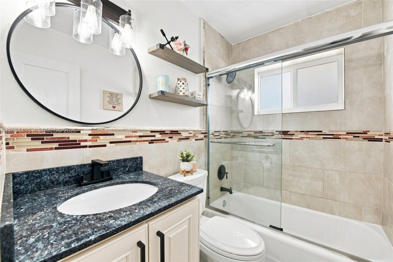 5640 NE 16th Ave, Fort Lauderdale, FL 33334 Photo
