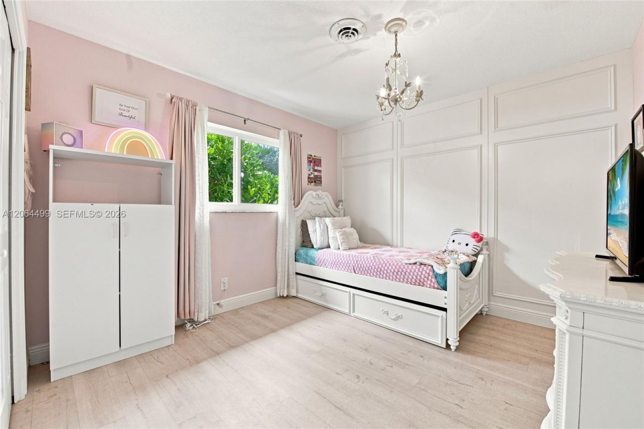 5640 NE 16th Ave, Fort Lauderdale, FL 33334 Photo